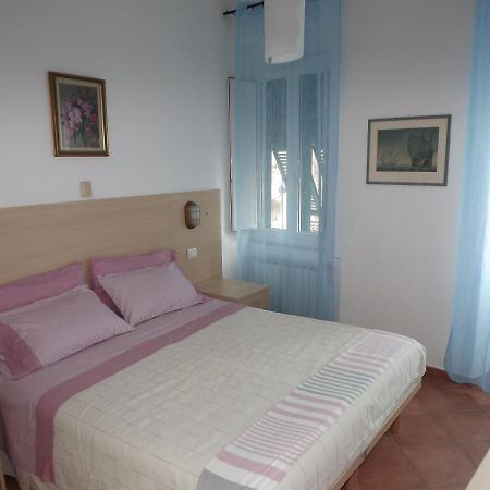 New Hotel Genio Porto Venere Esterno foto
