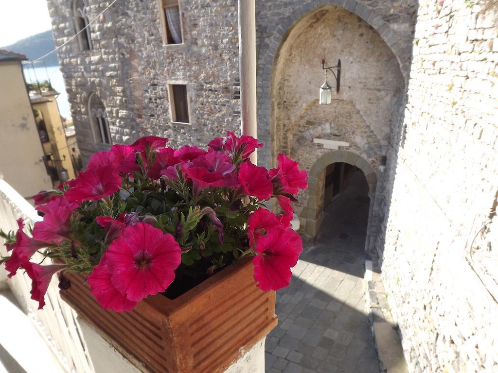 New Hotel Genio Porto Venere Esterno foto