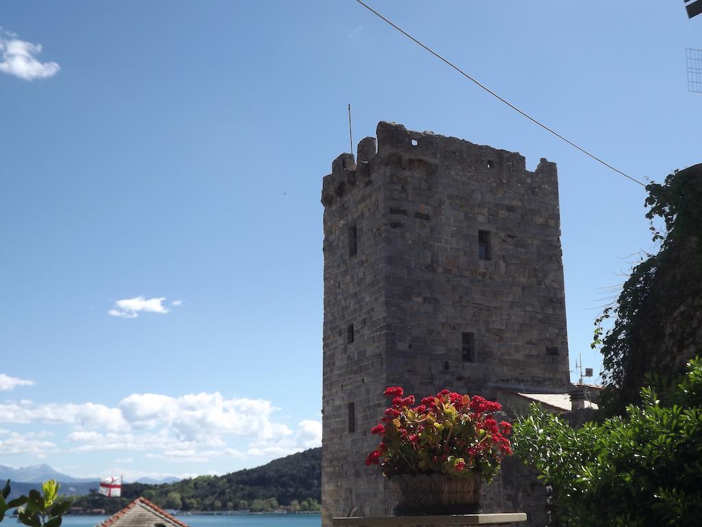 New Hotel Genio Porto Venere Esterno foto