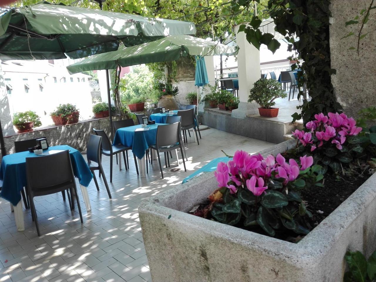 New Hotel Genio Porto Venere Esterno foto
