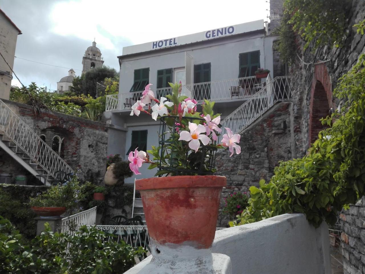 New Hotel Genio Porto Venere Esterno foto